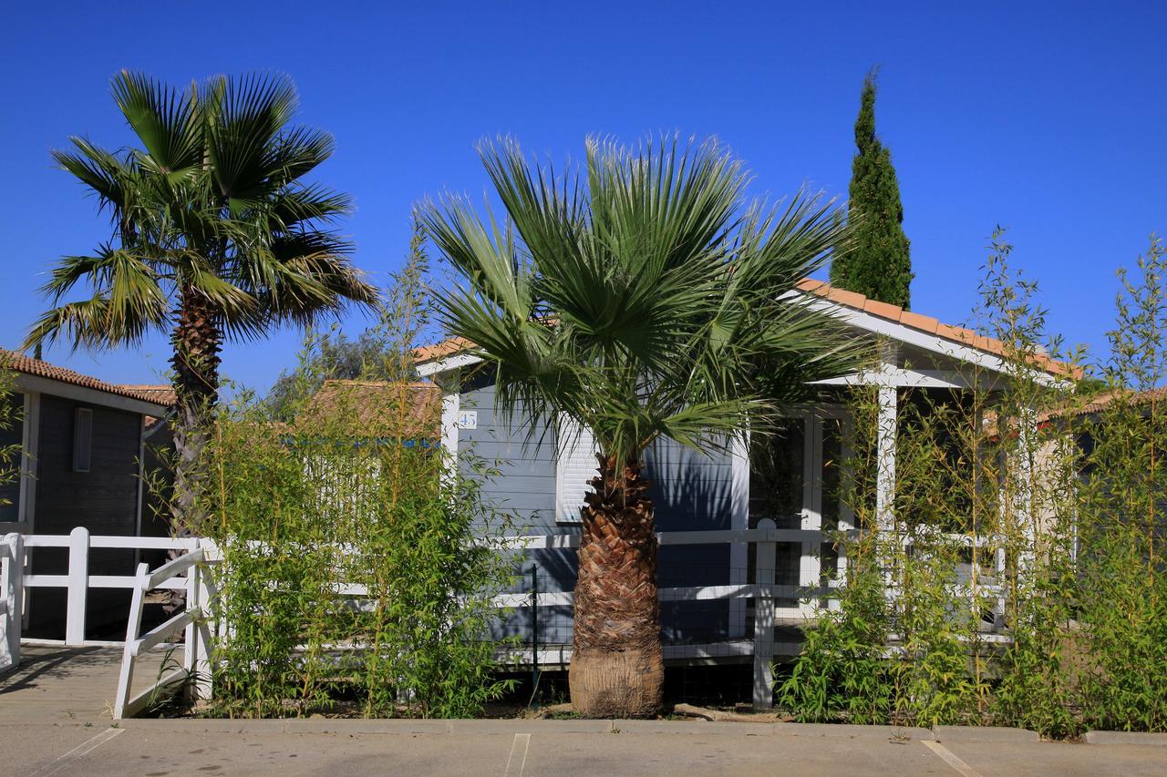Camping Hameau Des Cannisses Gruissan Bagian luar foto