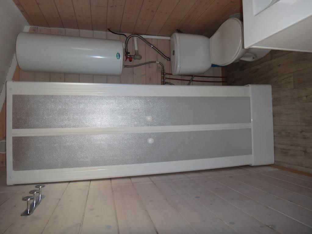 Camping Hameau Des Cannisses Gruissan Bagian luar foto